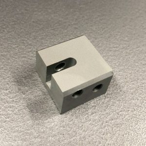 Display Case - Deli Case Front Glass Hinge Clamp Block